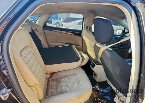 2016 Ford Fusion Se z USA, uszkodzony, nr VIN 3FA6P0H77GR217553